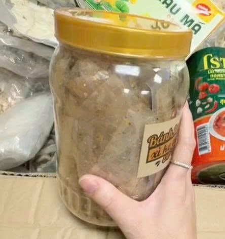 Hộp Bánh Tráng Xì Ke Dẻo Vô Tri